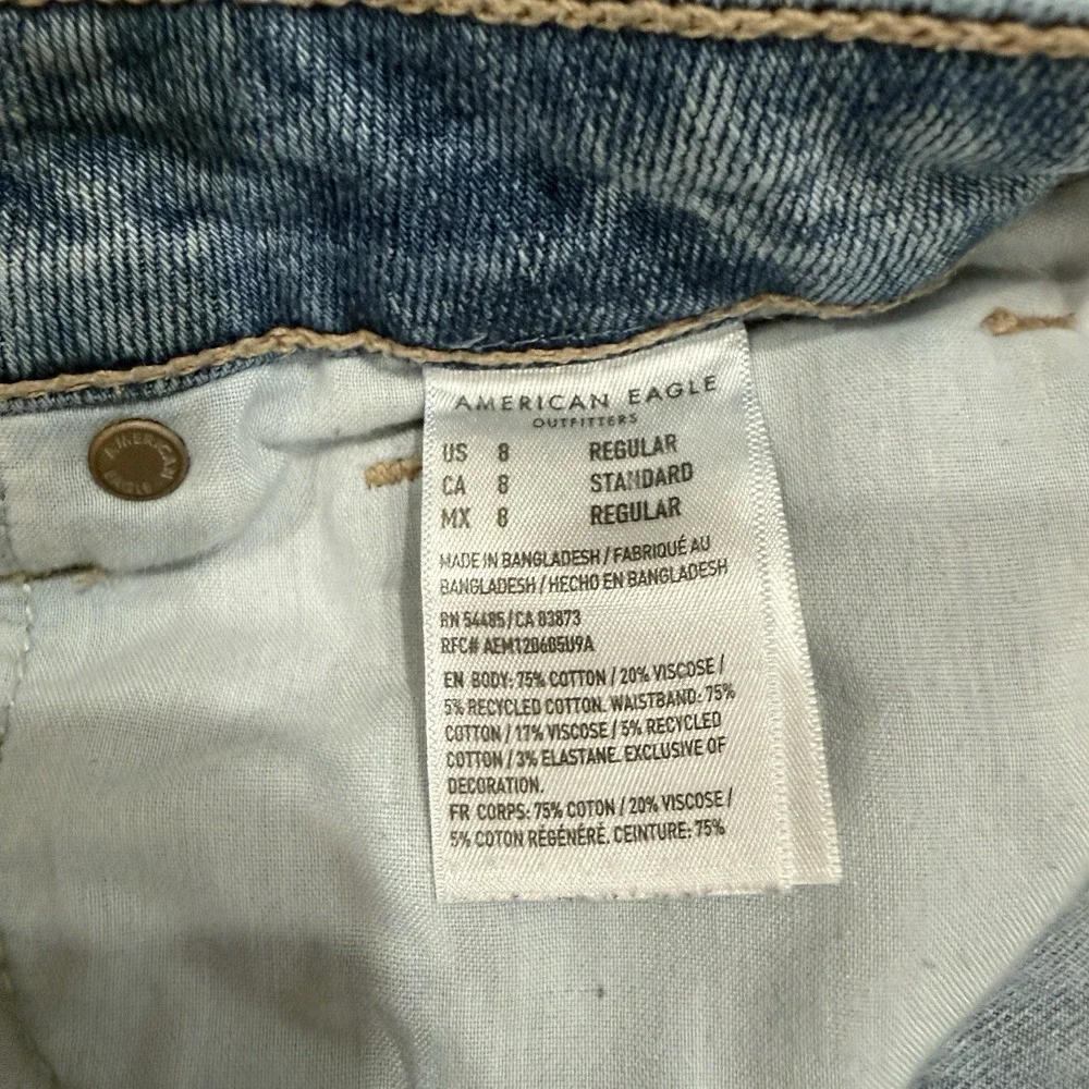 American Eagle Womens Distressed Mom Jeans Straight Blue Denim Sz 8